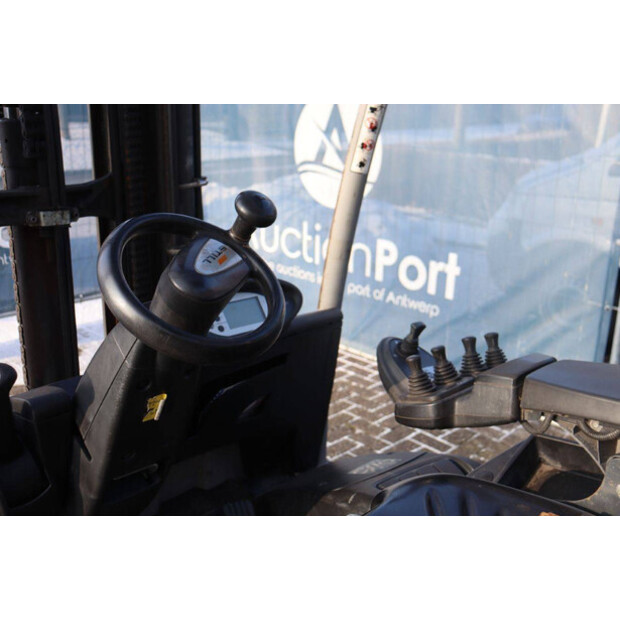 2018 Still RX70-30T-45334447