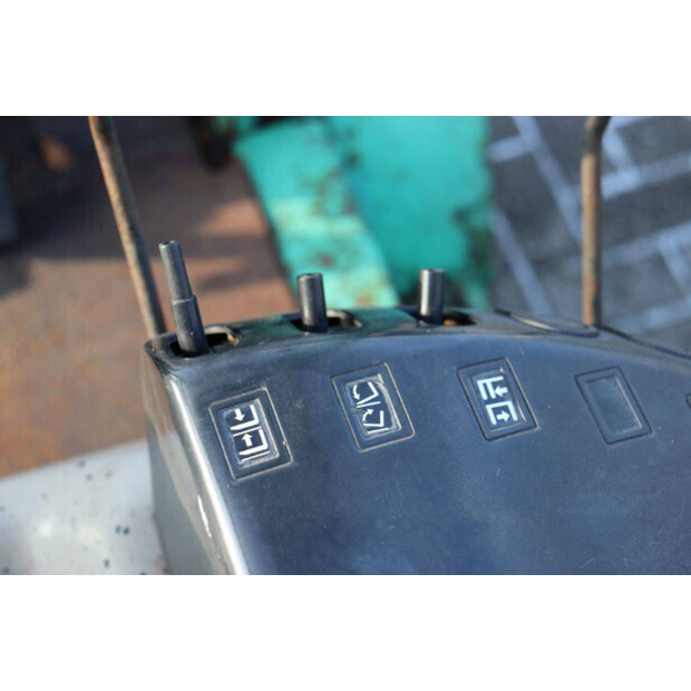 1992 ميتسوبيشي FD20-45334486