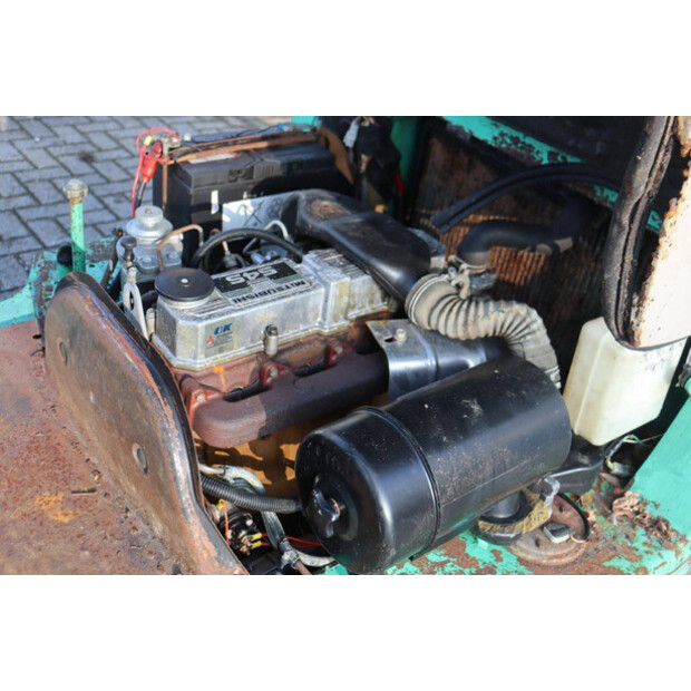 1992 ميتسوبيشي FD20-45334490