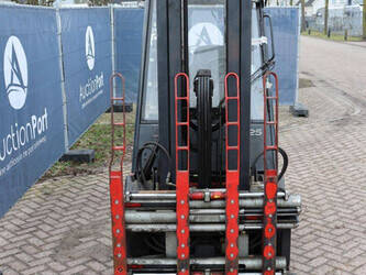 2011-linde-e25-02-1413774-45334572