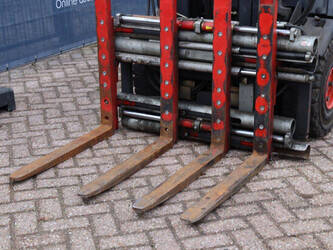 2011-linde-e25-02-1413774-45334577