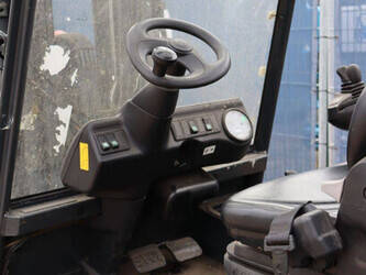 2011-linde-e25-02-1413774-45334593