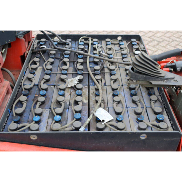 2011 ليندي E25-02-45334603