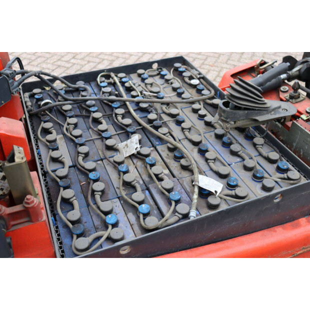 2011 ليندي E25-02-45334604