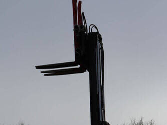 2011-linde-e25-02-1413774-45334607