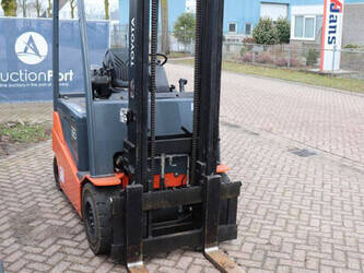 2013-toyota-8fbmkt30-1413775-45334615