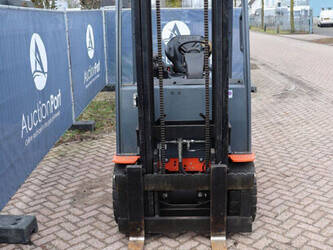 2013-toyota-8fbmkt30-1413775-45334616