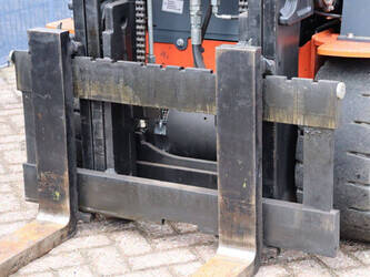 2013-toyota-8fbmkt30-1413775-45334619