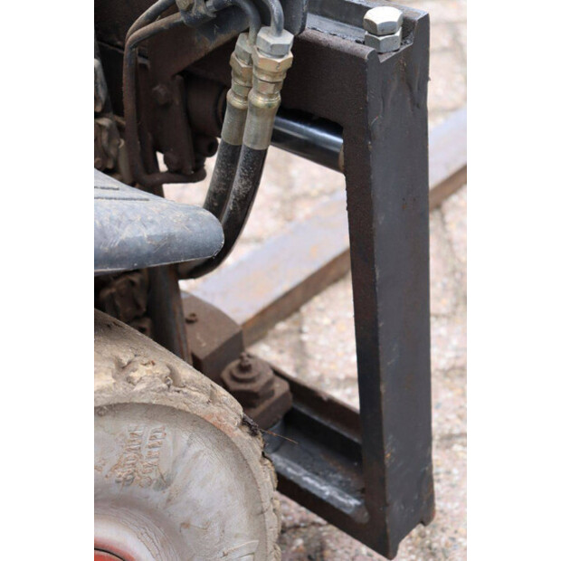 1997 ليندي E30-01-45334683