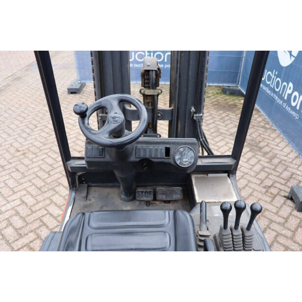 1997 ليندي E30-01-45334691