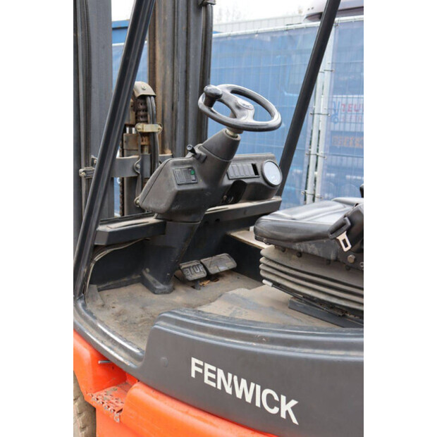 1997 ليندي E30-01-45334696