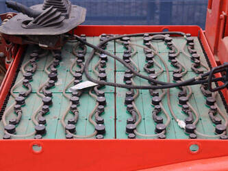 1997-linde-e30-01-1413777-45334702