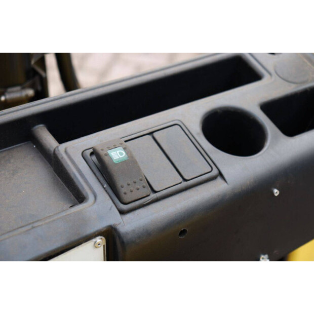 2018 هايستر J2.0XNT LWB-45334775