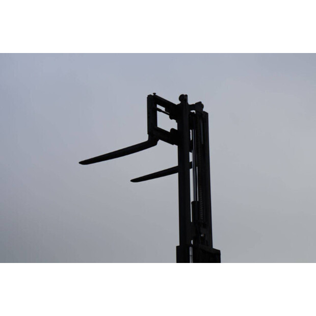 2018 هايستر J2.0XNT LWB-45334782