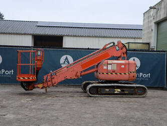 صورة ل رافعة سلة تلسكوبية 2007 هيتاشى HX99B-2