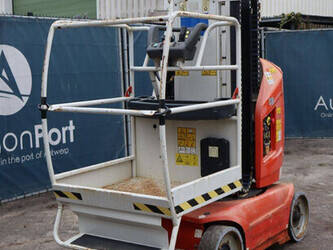 2012-jlg-toucan-8e-1413789-45335043