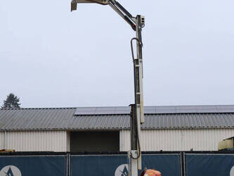 2012-jlg-toucan-8e-1413789-45335054