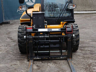 2023-jcb-512-40-45335066