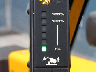 2023-jcb-512-40-45335083