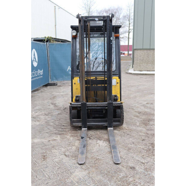 2009 Hyundai 18B-7-45335103