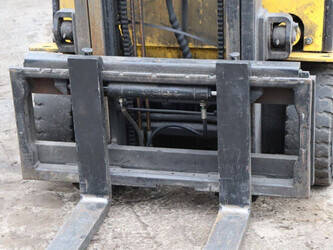 2009-hyundai-18b-7-45335106