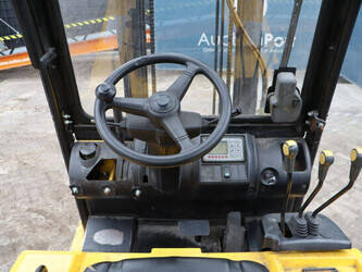 2009-hyundai-18b-7-45335113