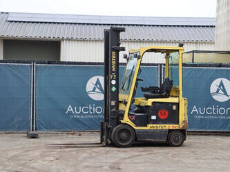 صورة ل 2007 هايستر E2.50XM-700