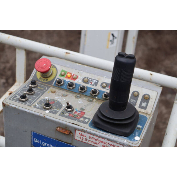 2013 مانيتو 150AETJL-45335180