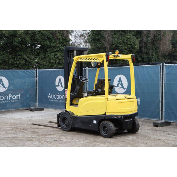 2018 هايستر J2.5XN-45335236