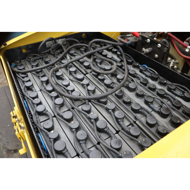 2018 هايستر J2.5XN-45335262