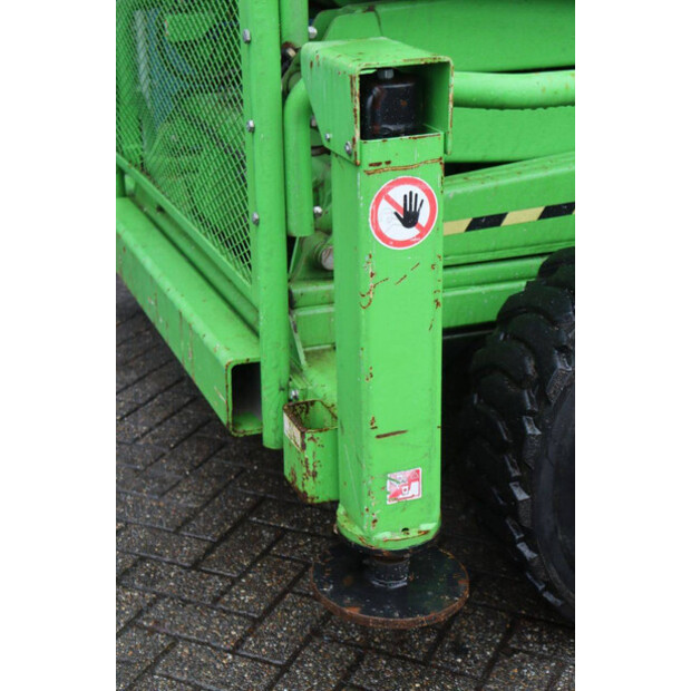 2015 SkyJack SJ 9250-45335276