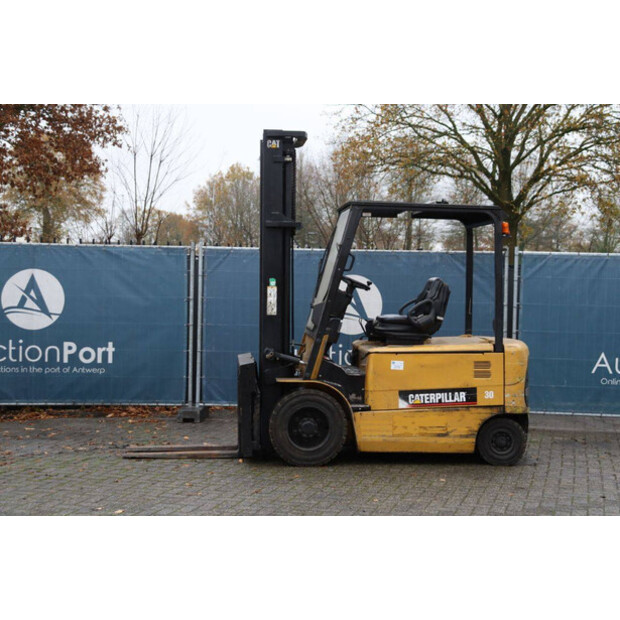 Caterpillar EP30K-45335577