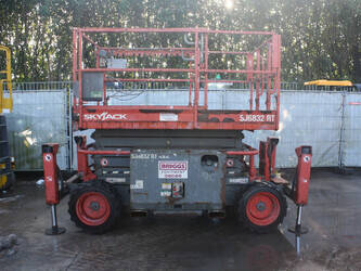 Image de ENGINS DE LEVAGE 2016 SkyJack SJ6832RT