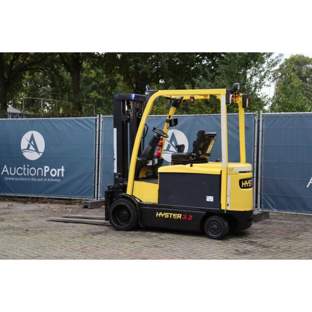 2015 هايستر E3.2XN-45335660