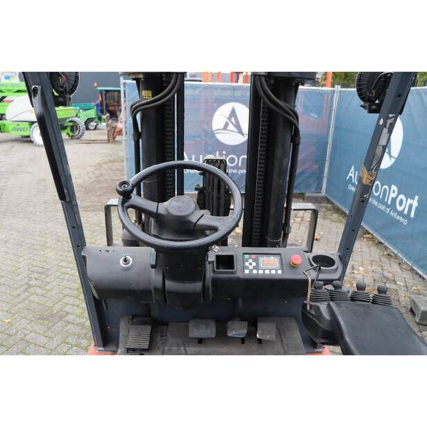 2014 تويوتا 8FBMT30-45335717