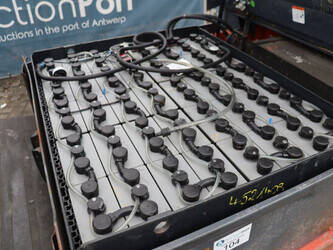 2014-toyota-8fbmt30-1413810-45335727