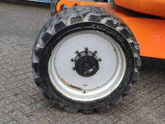 2006-jlg-600aj-1413813-45335782