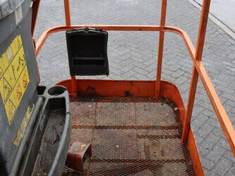 2006-jlg-600aj-1413813-45335790