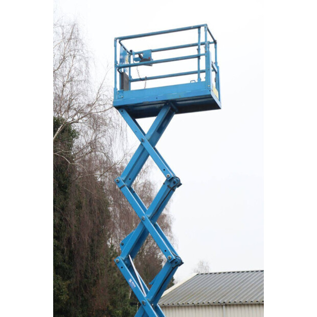 2013 جيني GS-1932-45336131