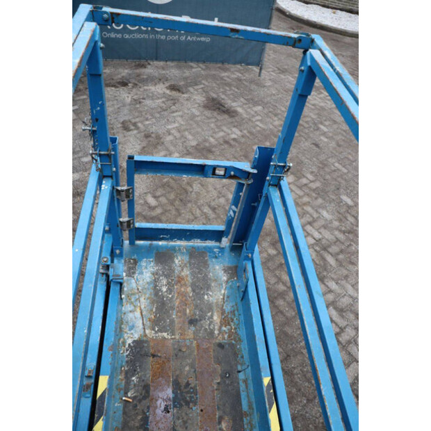 2013 جيني GS-1932-45336133