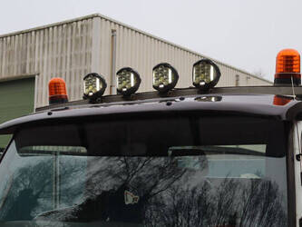 2015-fuso-canter-45336174