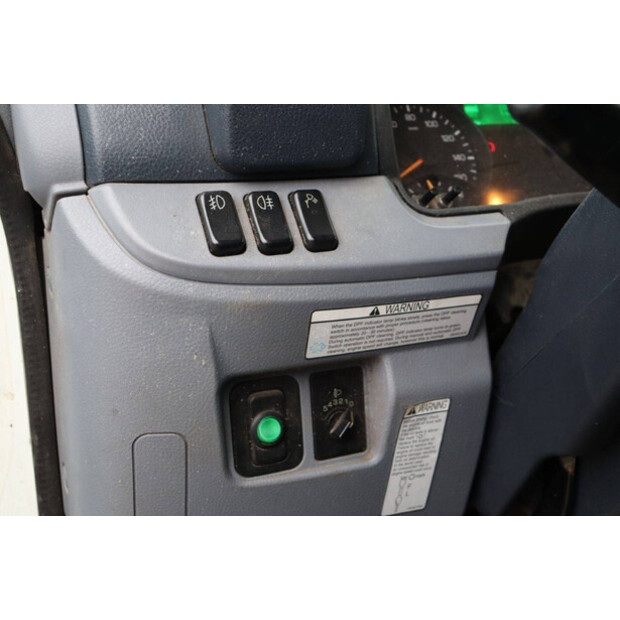 2015 Fuso CANTER-45336191