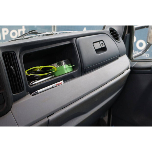 2015 Fuso CANTER-45336199