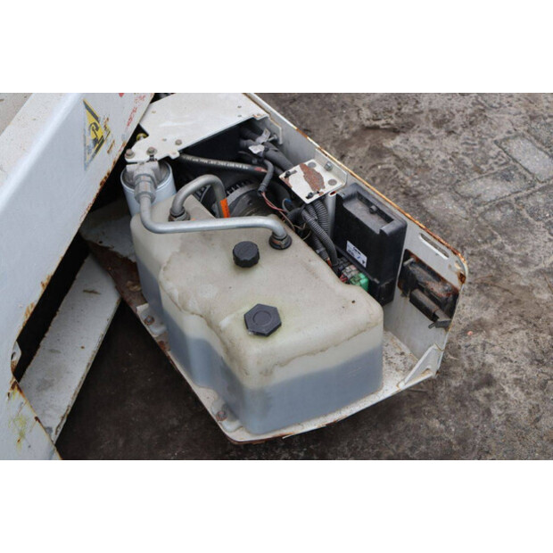 2013 جيني GS-3246-45336276