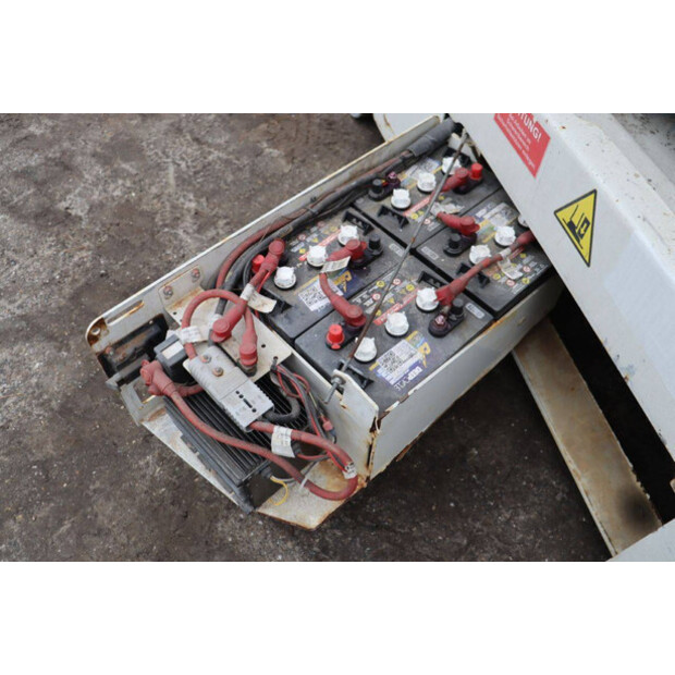 2013 جيني GS-3246-45336277