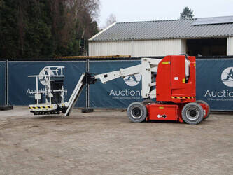 2016-jlg-e300ajp-45336289