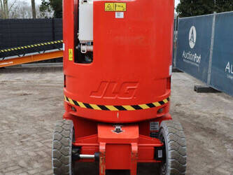 2016-jlg-e300ajp-45336291