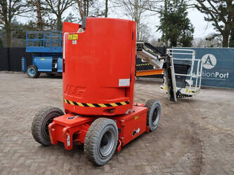 2016-jlg-e300ajp-45336292