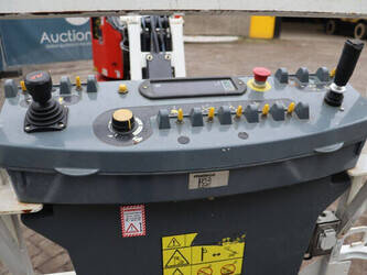 2016-jlg-e300ajp-45336299