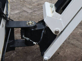 2016-jlg-e300ajp-45336301